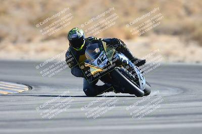 media/Jan-10-2025-CVMA Friday Practice (Fri) [[489e0da257]]/Group 4 and Trackday/Session 4 (Turn 16)/